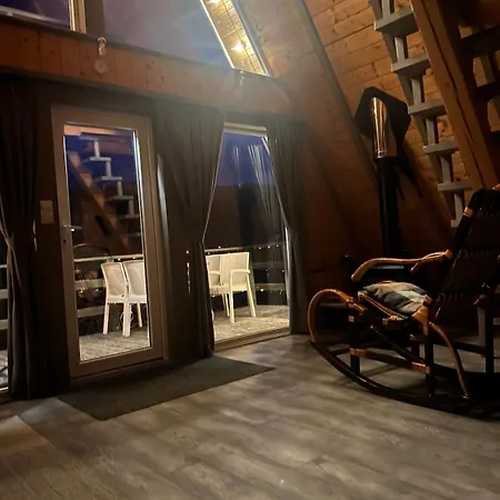 файна хата 3 Holiday home *