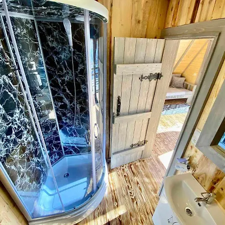 файна хата 3 Tatil Evi